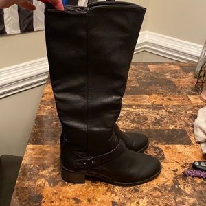 Black crazy street size 6.5